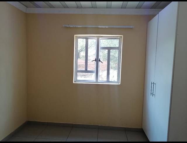 1 bed property to rent in WINCHESTER HILLS